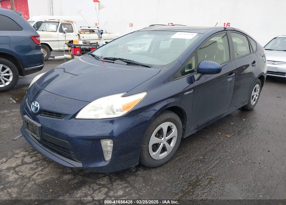 2013 TOYOTA PRIUS TWO VIN: JTDKN3DU5D1696220