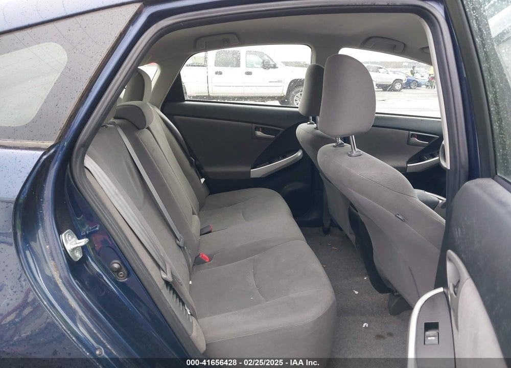 2013 TOYOTA PRIUS TWO VIN: JTDKN3DU5D1696220