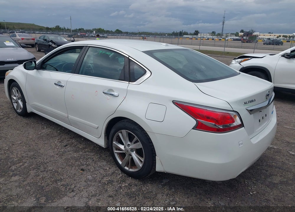 2014 NISSAN ALTIMA VIN: 1N4AL3AP6EN334901