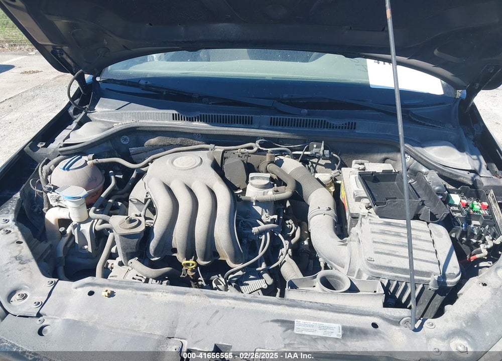 2015 VOLKSWAGEN JETTA VIN: 3VW2K7AJ4FM269107