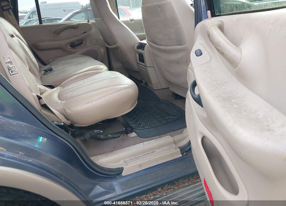 2000 FORD EXPEDITION EDDIE BAUER VIN: 1FMPU18L0YLA81109