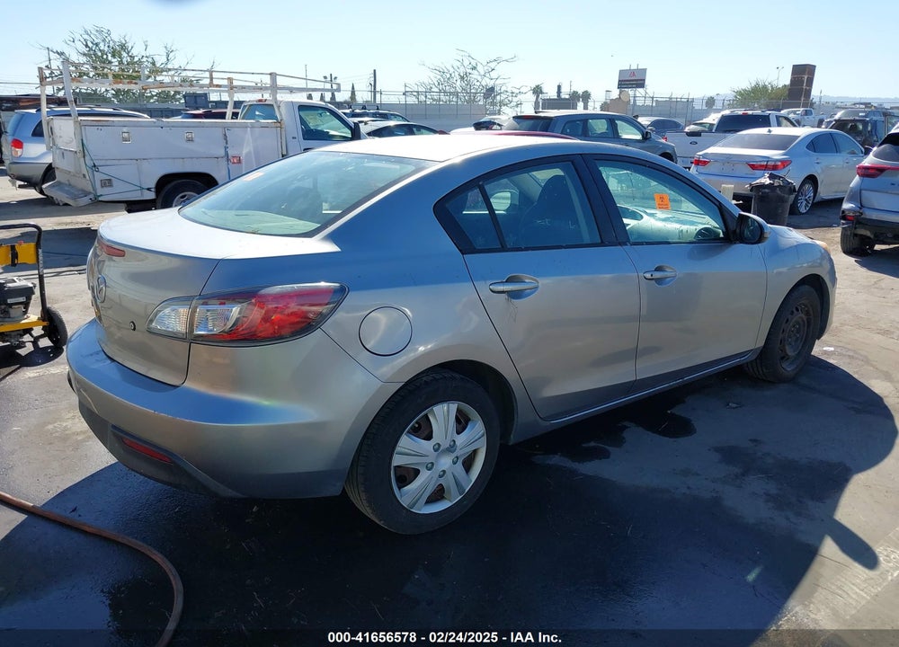 2010 MAZDA 3 I SPORT VIN: JM1BL1SFXA1291951