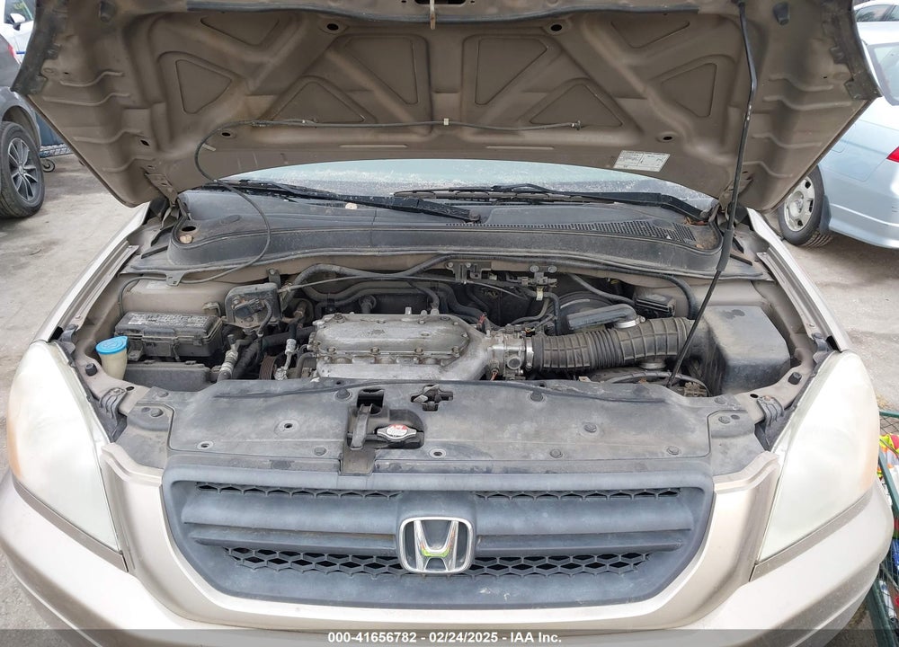 2005 HONDA PILOT EX-L VIN: 5FNYF18505B040059