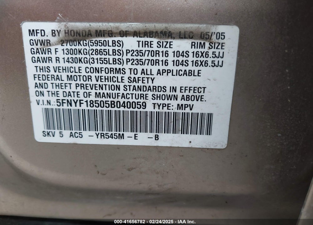 2005 HONDA PILOT EX-L VIN: 5FNYF18505B040059