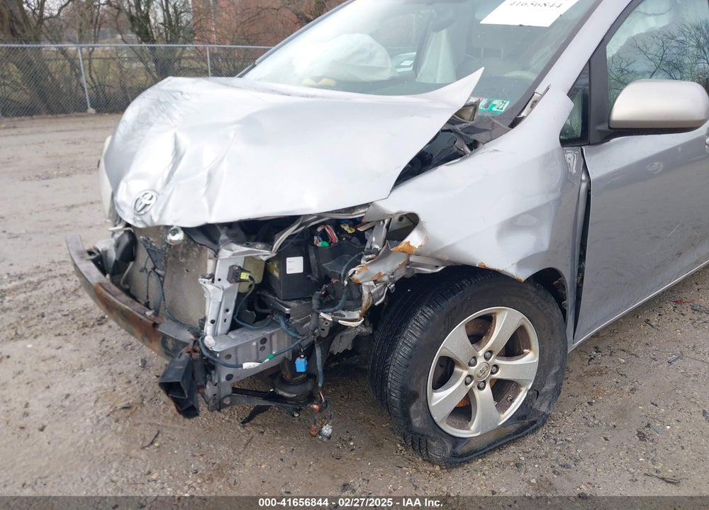 2013 TOYOTA SIENNA VIN: 5TDKK3DC6DS340328