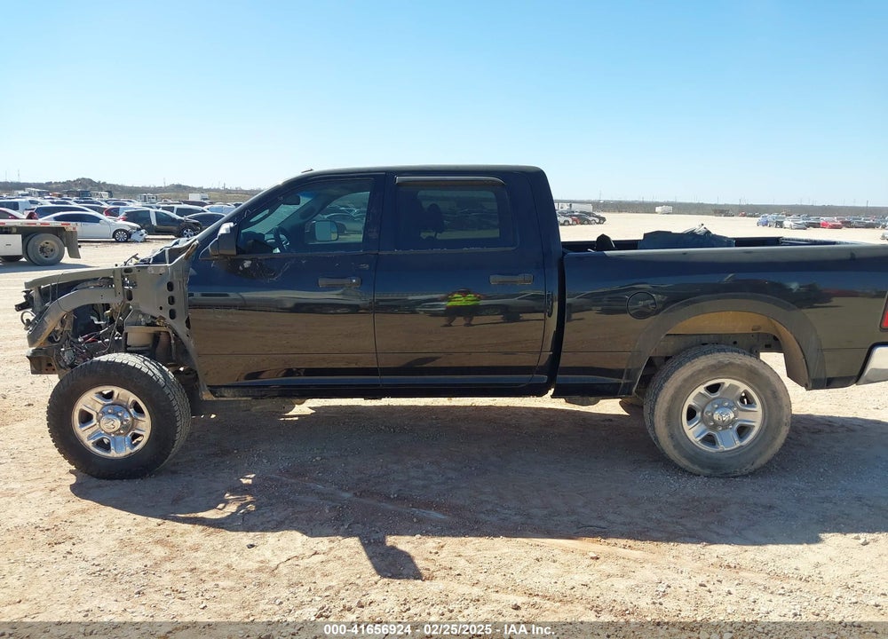 2015 RAM 2500 VIN: 3C6UR5CJ3FG614884