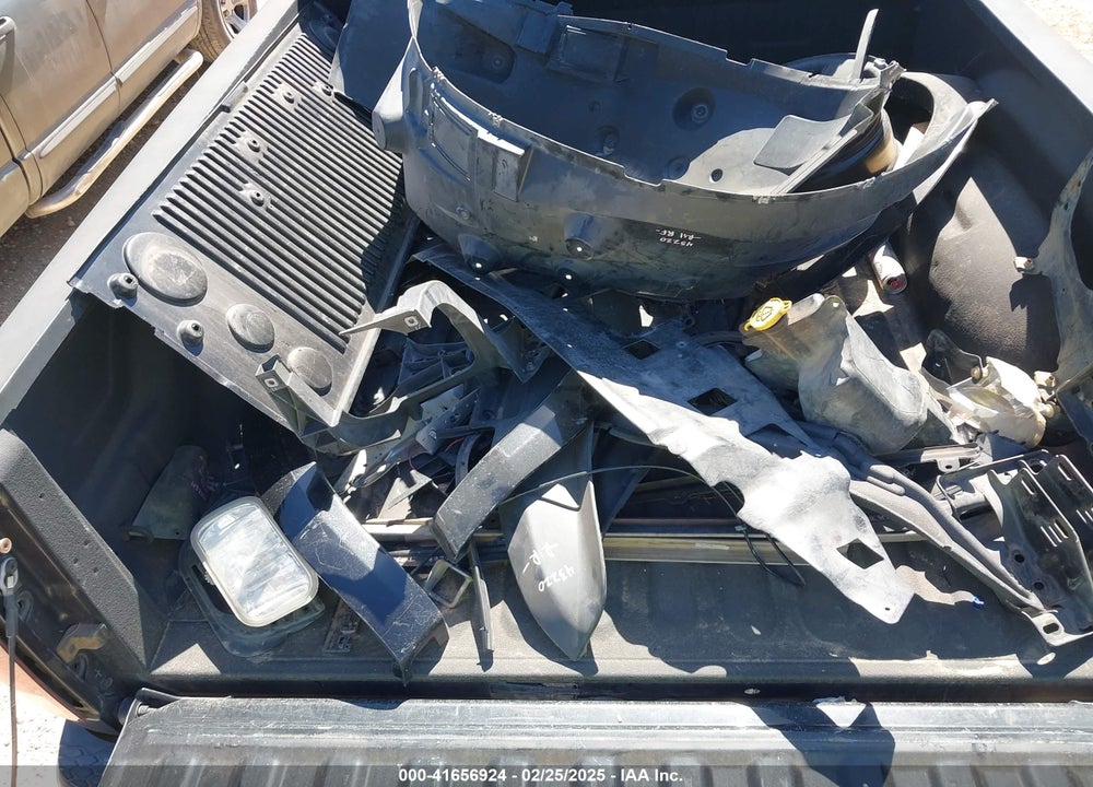 2015 RAM 2500 VIN: 3C6UR5CJ3FG614884