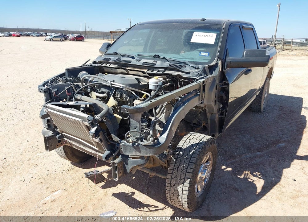 2015 RAM 2500 VIN: 3C6UR5CJ3FG614884