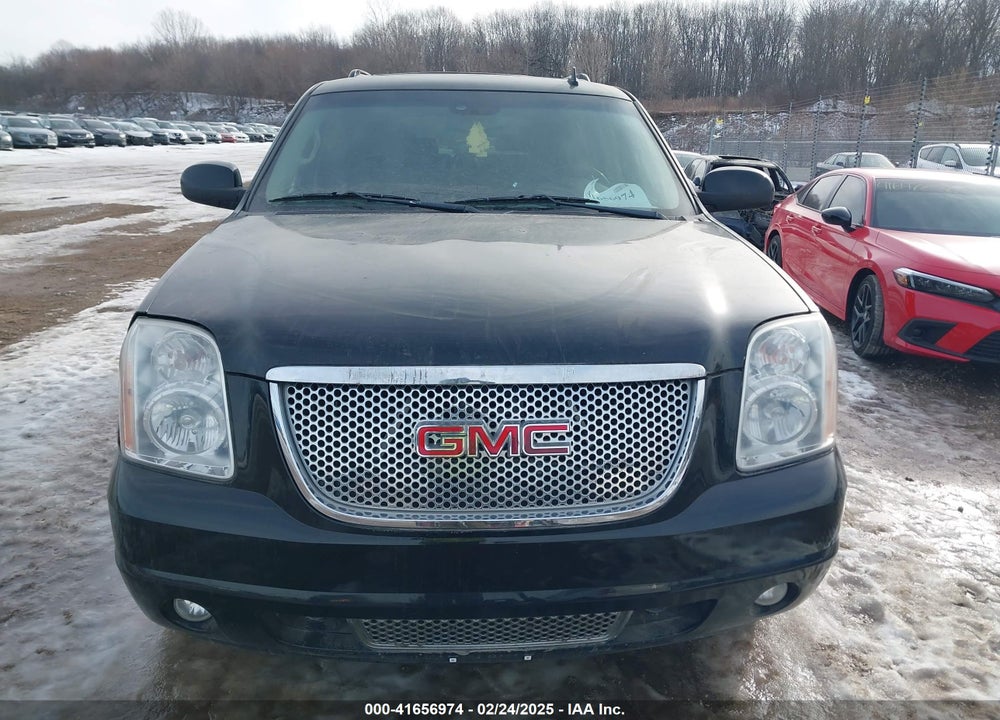 2008 GMC YUKON DENALI VIN: 1GKFK63818J199627