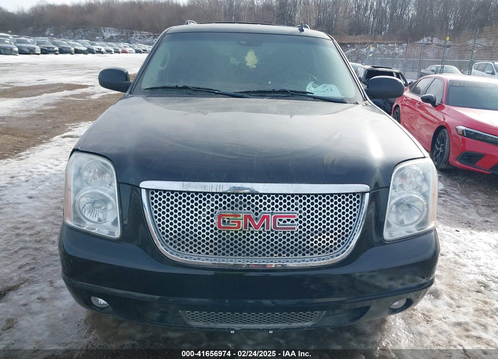 2008 GMC YUKON DENALI VIN: 1GKFK63818J199627