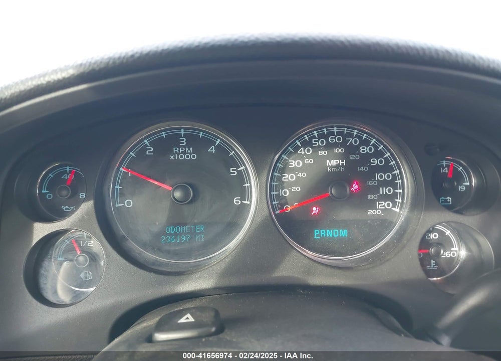 2008 GMC YUKON DENALI VIN: 1GKFK63818J199627