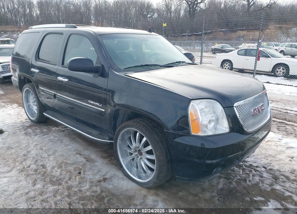 2008 GMC YUKON DENALI VIN: 1GKFK63818J199627