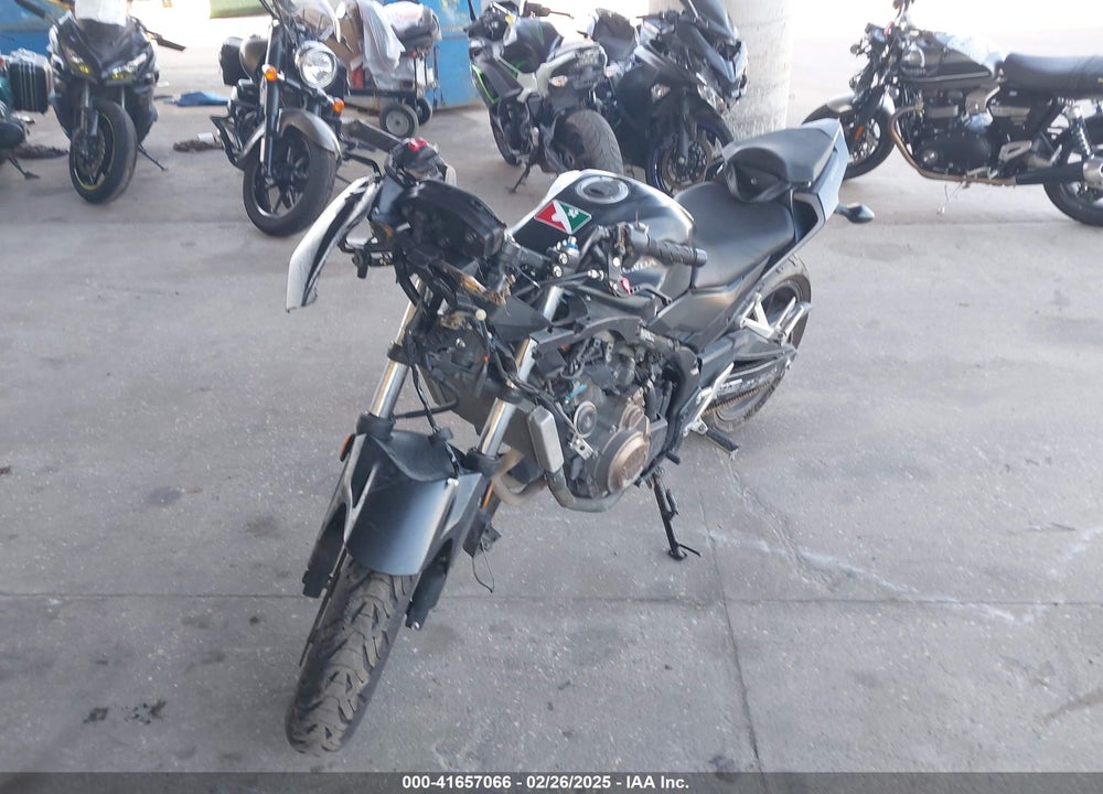 2017 HONDA CBR500 VIN: MLHPC4469H5400145