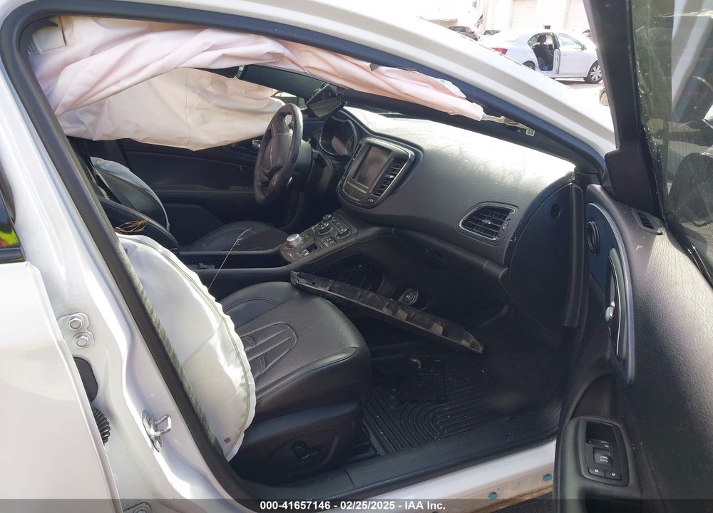 2016 CHRYSLER 200 S VIN: 1C3CCCBGXGN176538