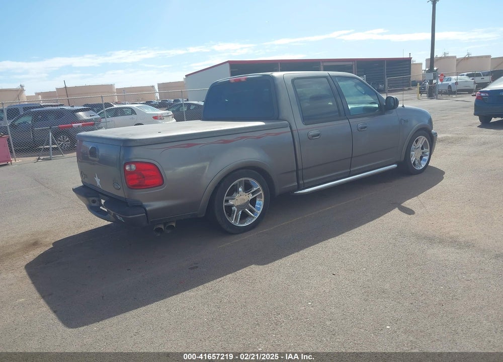 2002 FORD F-150 LARIAT VIN: 1FTRW07312KC88379