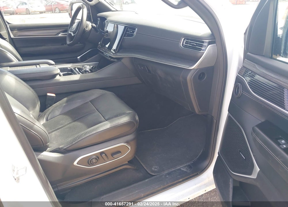 2023 JEEP WAGONEER VIN: 1C4SJSBP3PS549167