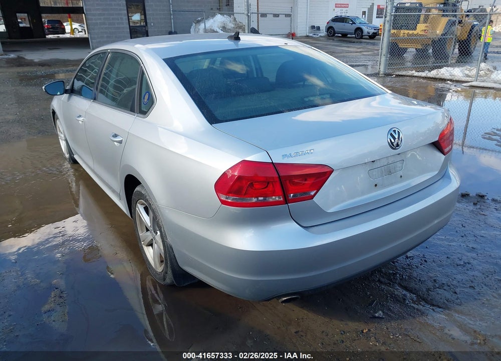 2012 VOLKSWAGEN PASSAT VIN: 1VWBP7A34CC072244