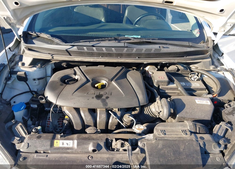 2014 HYUNDAI ELANTRA VIN: KMHDH6AH6EU024011