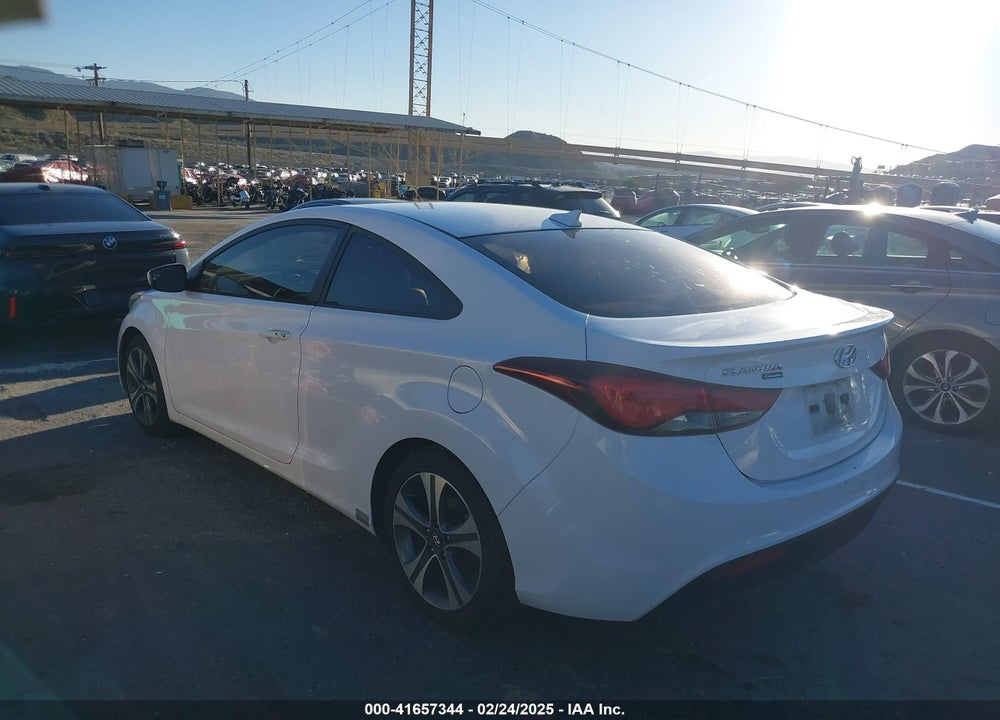 2014 HYUNDAI ELANTRA VIN: KMHDH6AH6EU024011