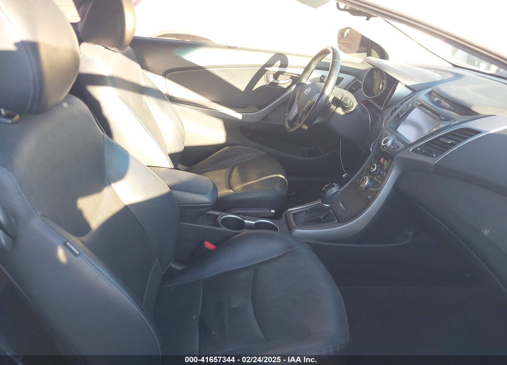 2014 HYUNDAI ELANTRA VIN: KMHDH6AH6EU024011