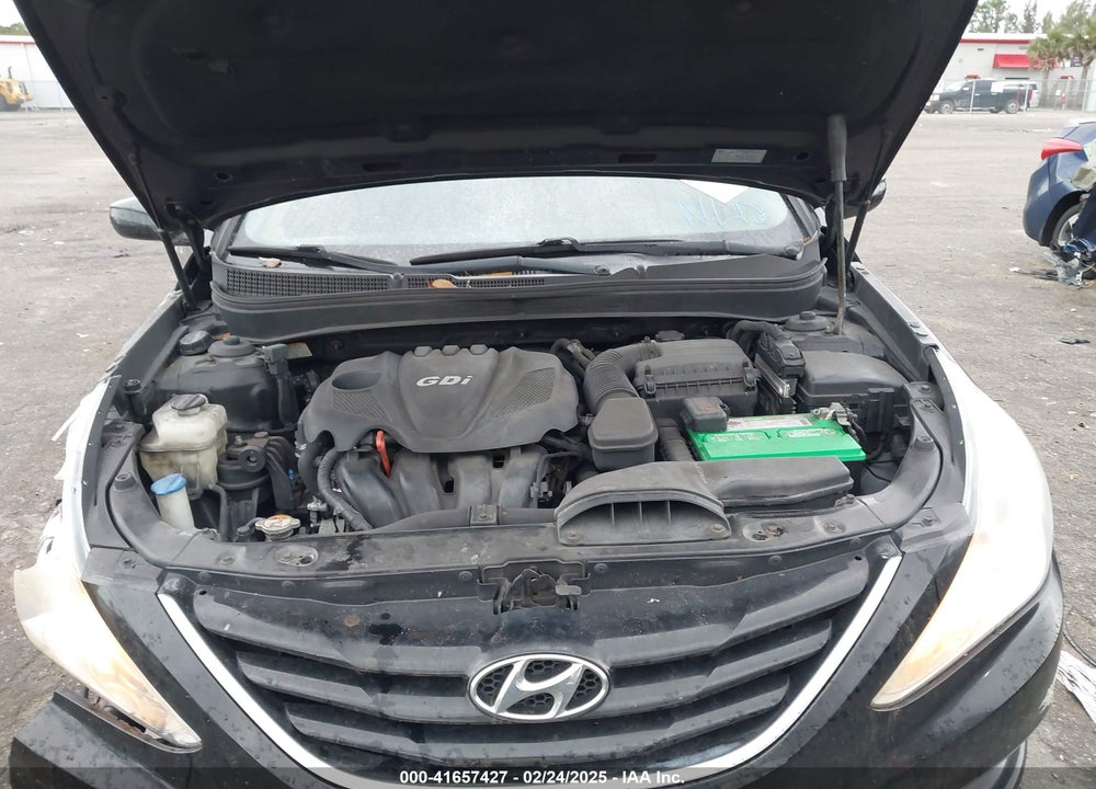 2013 HYUNDAI SONATA VIN: 5NPEB4AC1DH688664