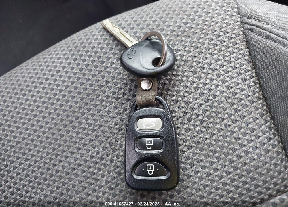 2013 HYUNDAI SONATA VIN: 5NPEB4AC1DH688664
