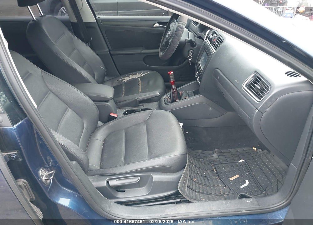 2012 VOLKSWAGEN JETTA VIN: 3VWBP7AJ7CM041809