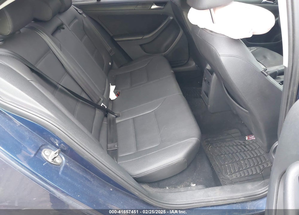 2012 VOLKSWAGEN JETTA VIN: 3VWBP7AJ7CM041809