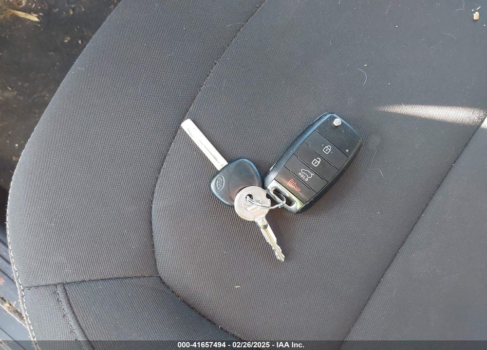 2019 KIA SOUL VIN: KNDJN2A24K7025382