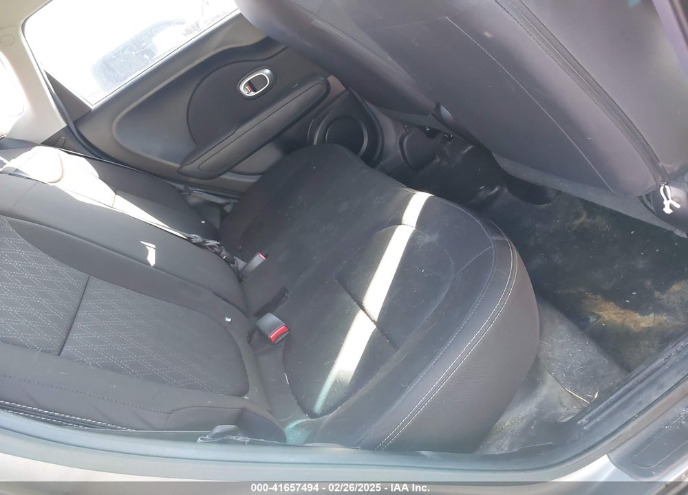 2019 KIA SOUL VIN: KNDJN2A24K7025382
