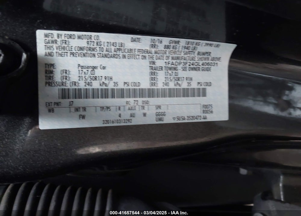 2016 FORD FOCUS VIN: 1FADP3F24GL406031
