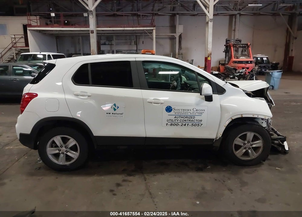 2020 CHEVROLET TRAX AWD LS VIN: KL7CJNSB8LB057381