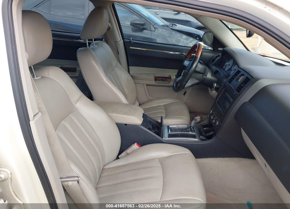 2005 CHRYSLER 300C VIN: 2C3JA63H55H657096