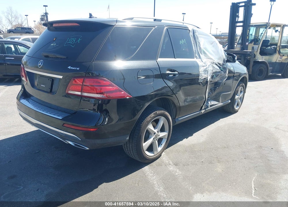 2018 MERCEDES-BENZ GLE VIN: 4JGDA5HB2JB137864