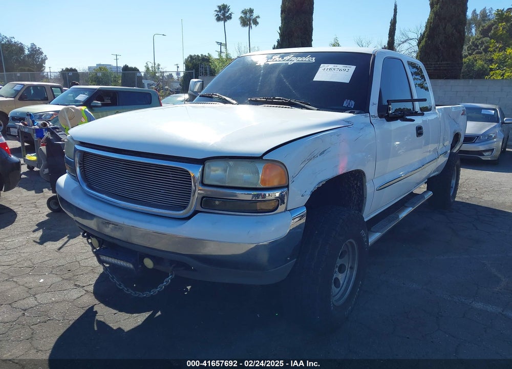 2000 GMC SIERRA 1500 VIN: 1GTEC19T7YZ241853