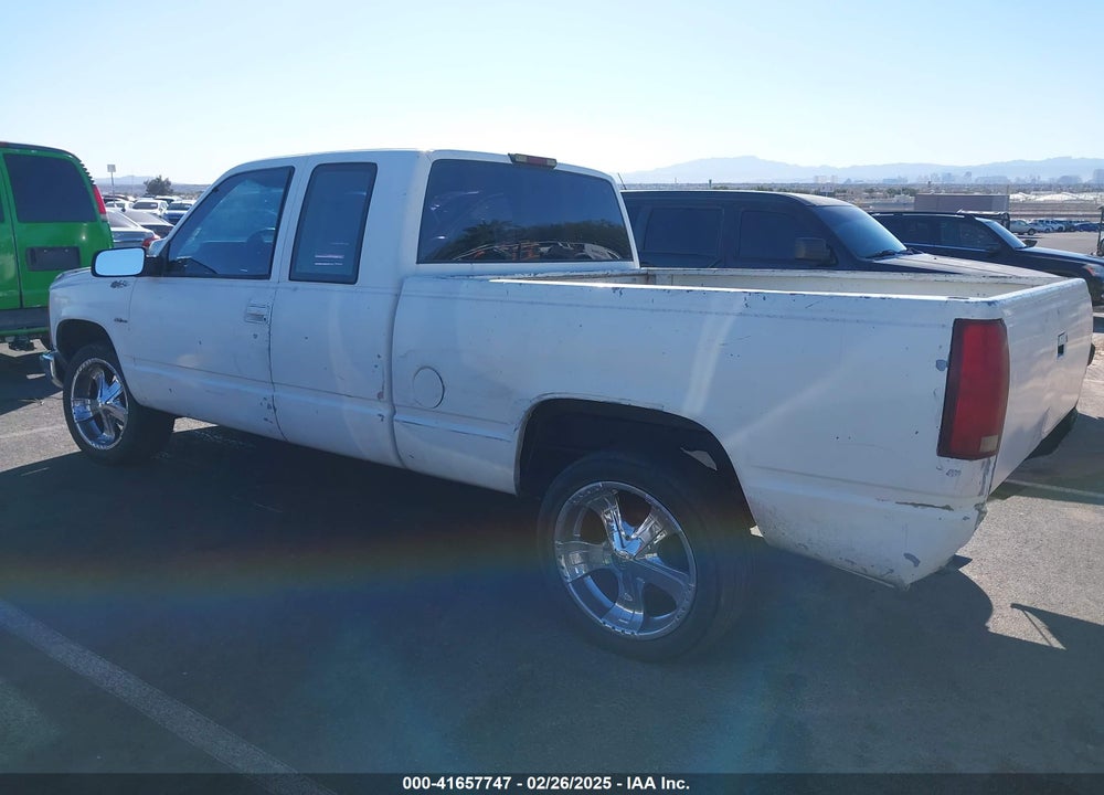 1994 CHEVROLET GMT-400 C1500 VIN: 2GCEC19K4R1105150