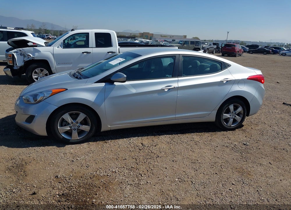 2013 HYUNDAI ELANTRA VIN: 5NPDH4AE8DH363246
