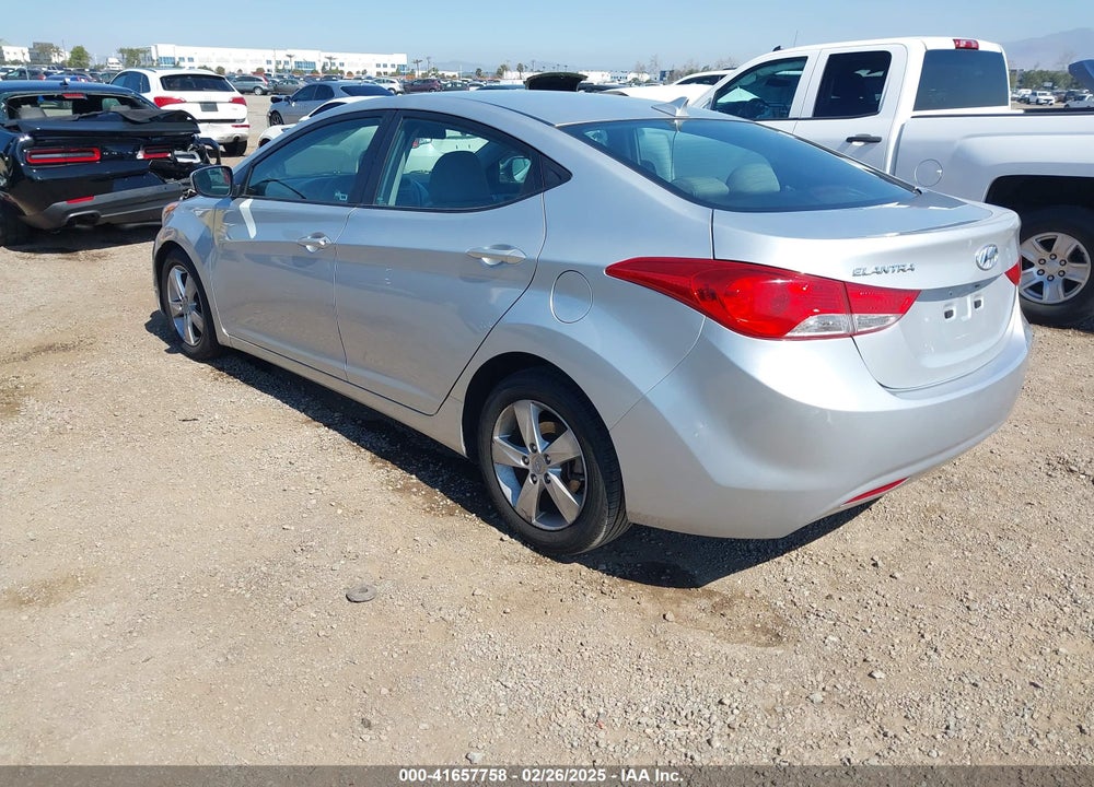 2013 HYUNDAI ELANTRA VIN: 5NPDH4AE8DH363246