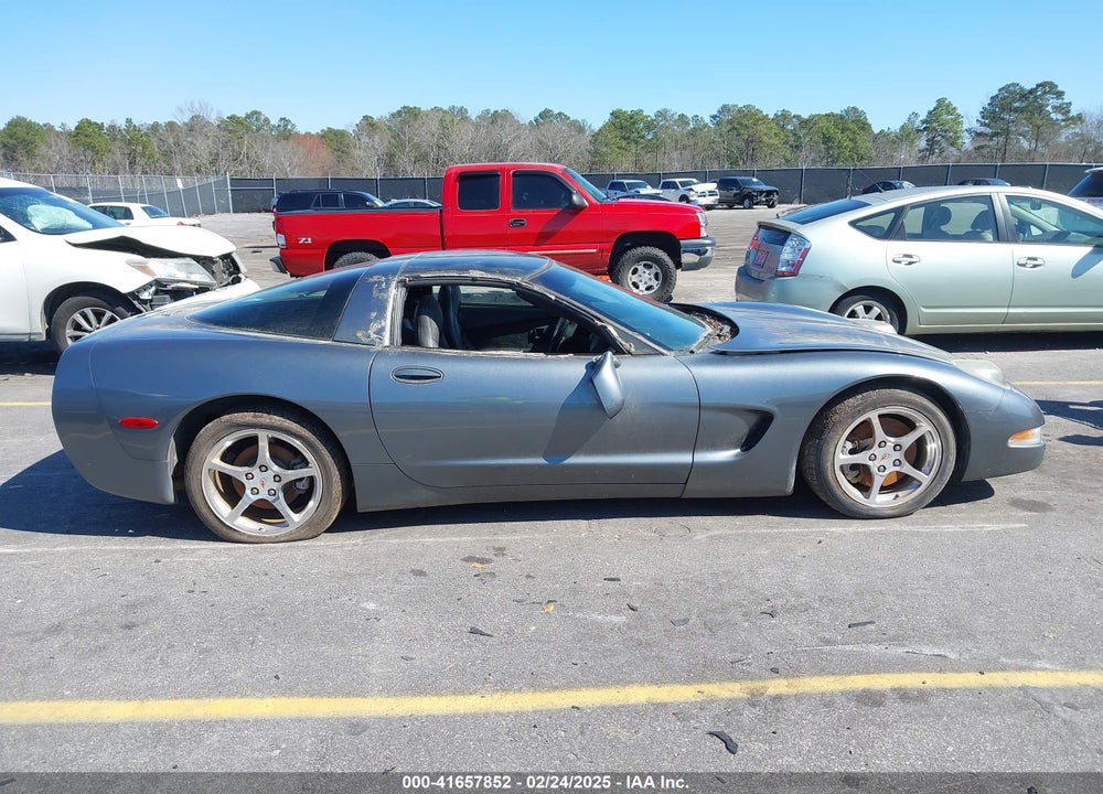 2003 CHEVROLET CORVETTE VIN: 1G1YY22G235108007