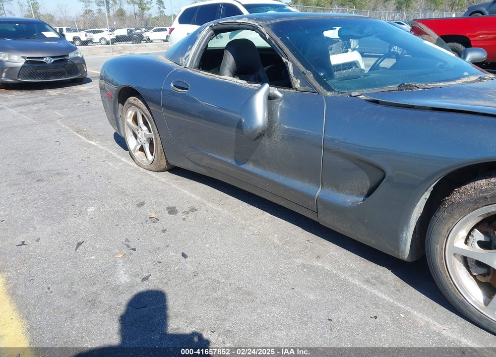 2003 CHEVROLET CORVETTE VIN: 1G1YY22G235108007