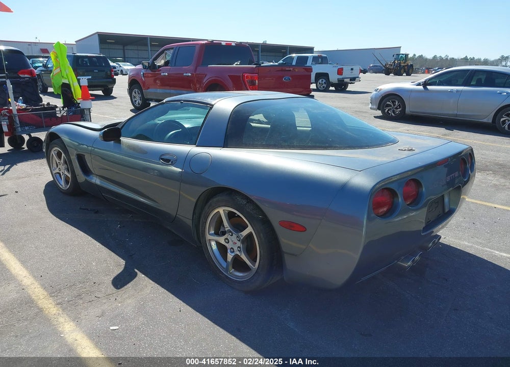 2003 CHEVROLET CORVETTE VIN: 1G1YY22G235108007