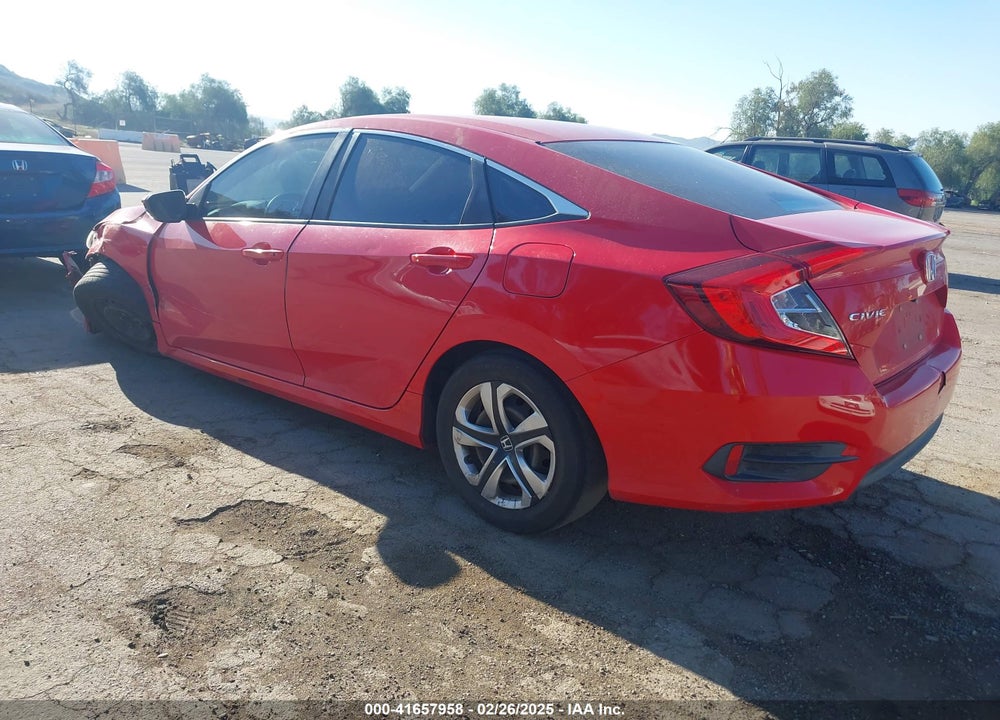 2018 HONDA CIVIC VIN: 2HGFC2F50JH522092