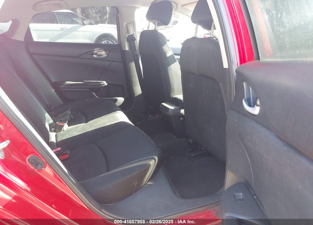 2018 HONDA CIVIC VIN: 2HGFC2F50JH522092