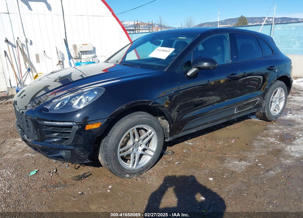 2017 PORSCHE MACAN VIN: WP1AA2A59HLB04390