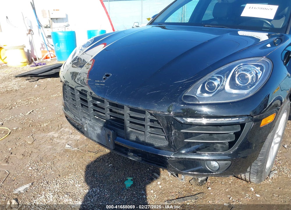 2017 PORSCHE MACAN VIN: WP1AA2A59HLB04390