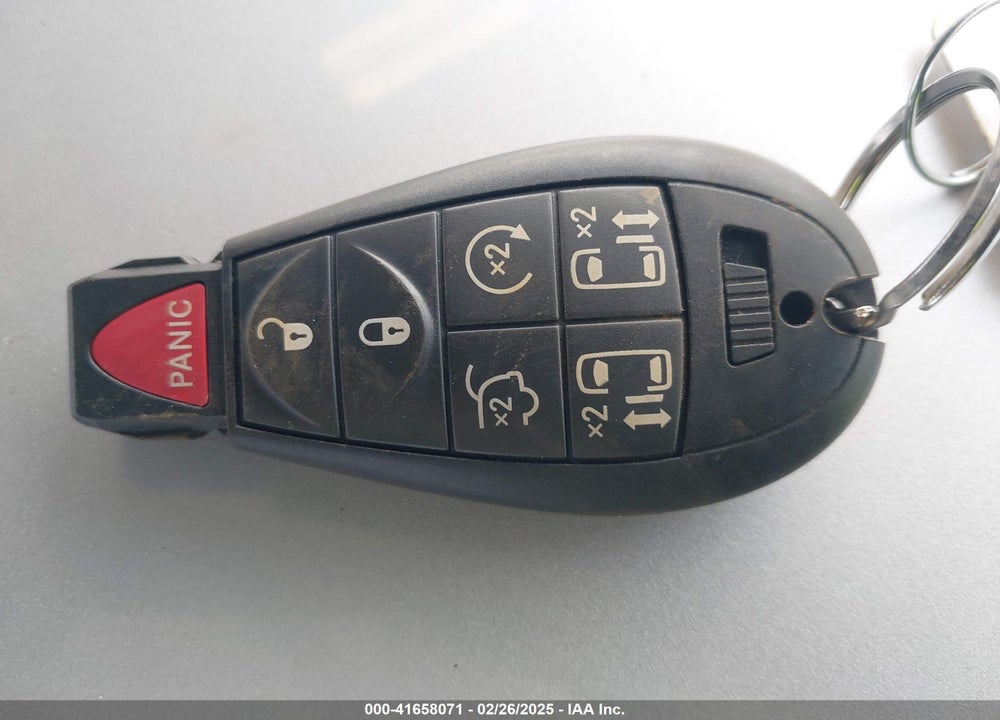 2015 DODGE GRAND CARAVAN VIN: 2C4RDGEG6FR634096
