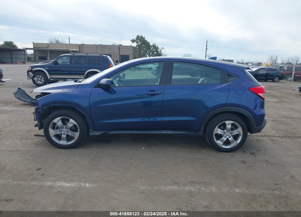 2016 HONDA HR-V LX VIN: 3CZRU5H38GM706299