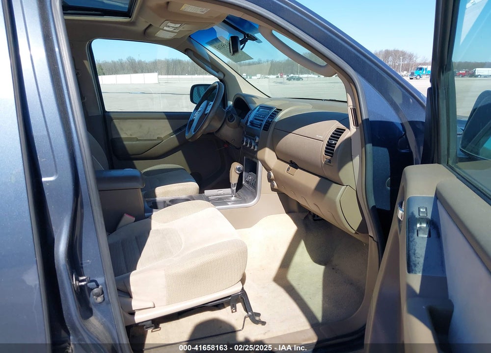 2006 NISSAN PATHFINDER SE VIN: 5N1AR18W56C614070