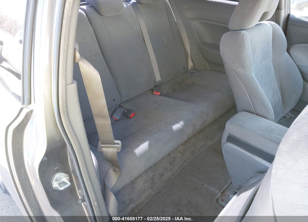 2007 HONDA CIVIC VIN: 2HGFG12897H583240