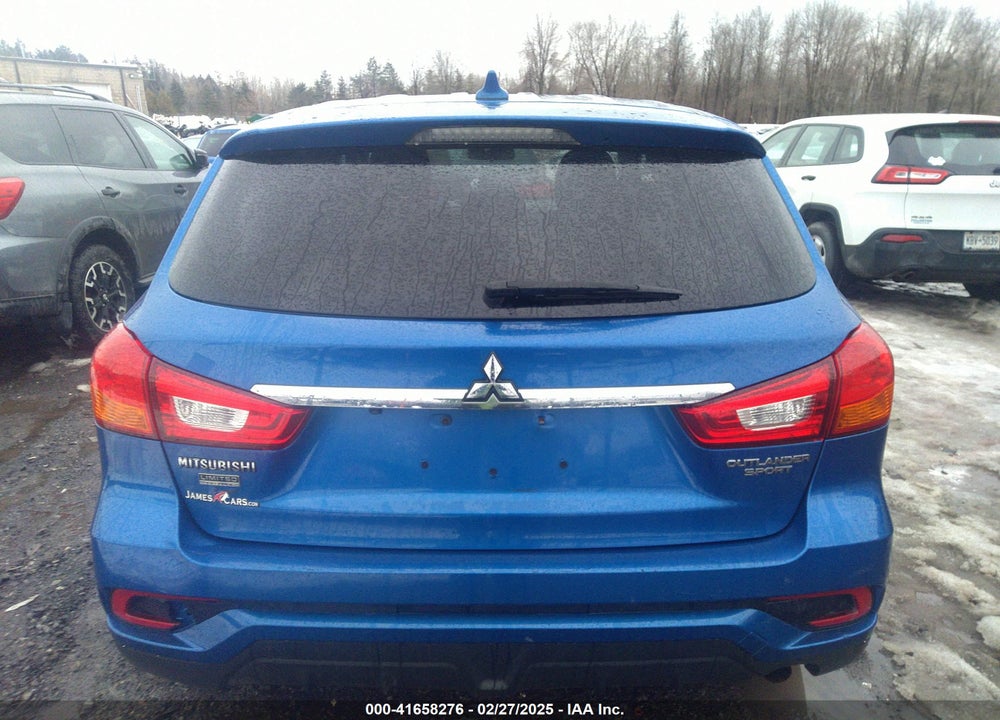 2018 MITSUBISHI OUTLANDER SPORT 2.0 LE VIN: JA4AP3AU2JU003618